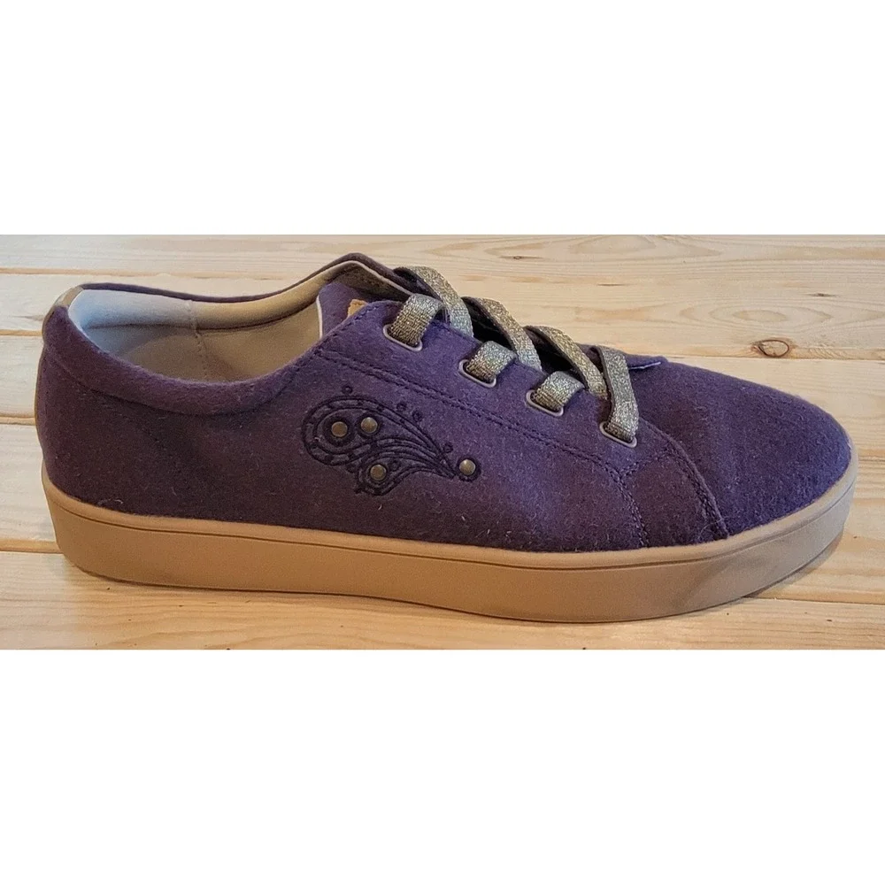 REVITALIGN Malibu Sparkle Sneakers Vintage Violet Purple 12 B Ortho Comfort Shoe